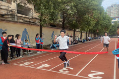 运动展风采，逐梦向未来 ——衡阳市信息网络工程学校举行第十八届秋季运动会